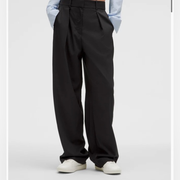 Lululemon Pleated High Rise Wide Leg Trouser pants